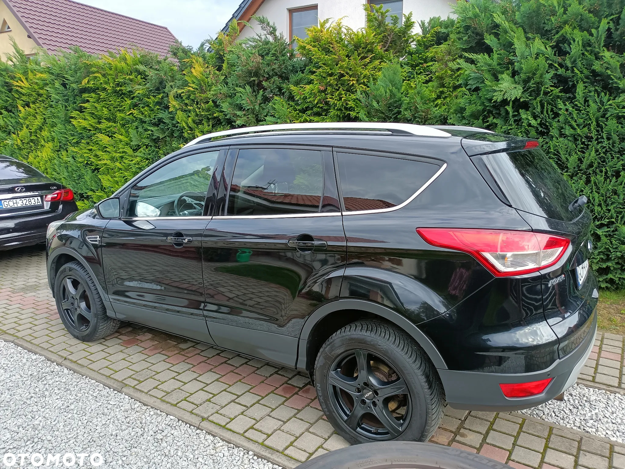 Ford Kuga - 4