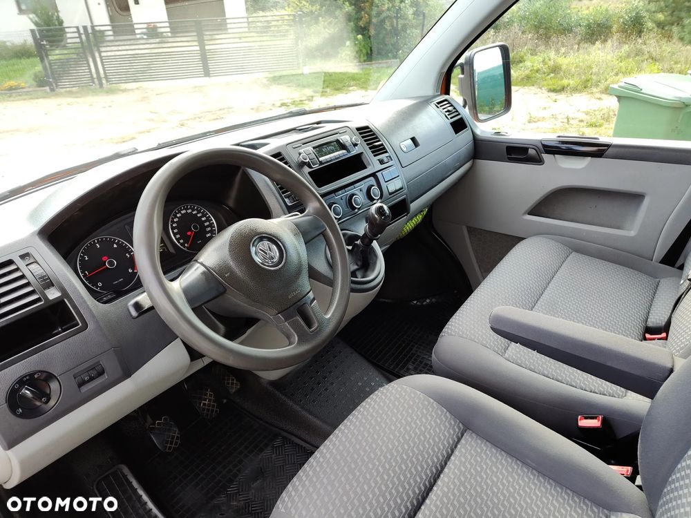 Volkswagen T5 LIFT - 7