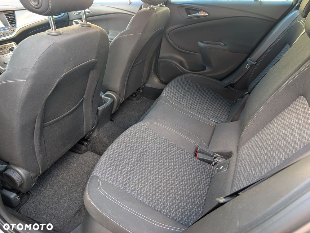 Opel Astra 1.6 D Start/Stop Automatik Dynamic - 24