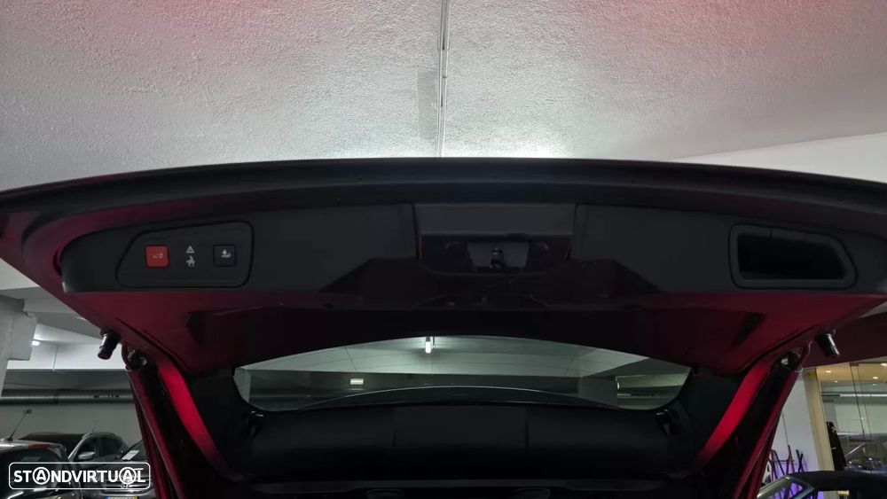 Peugeot 3008 1.2 PureTech Allure EAT6 - 29