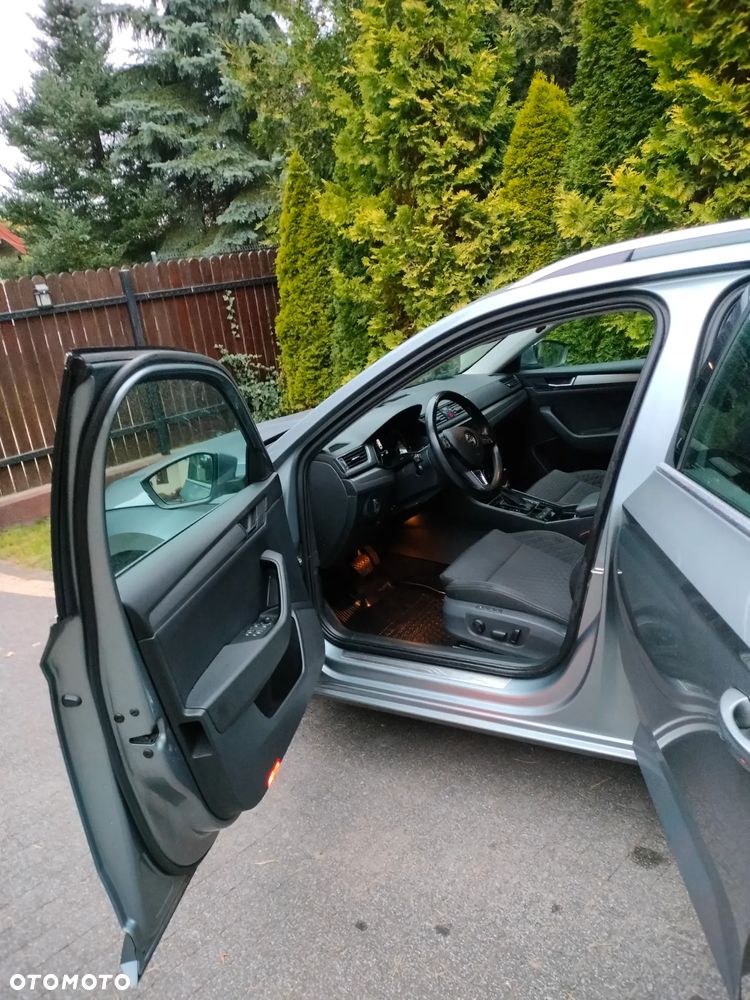 Skoda Superb 2.0 TSI Style DSG - 9