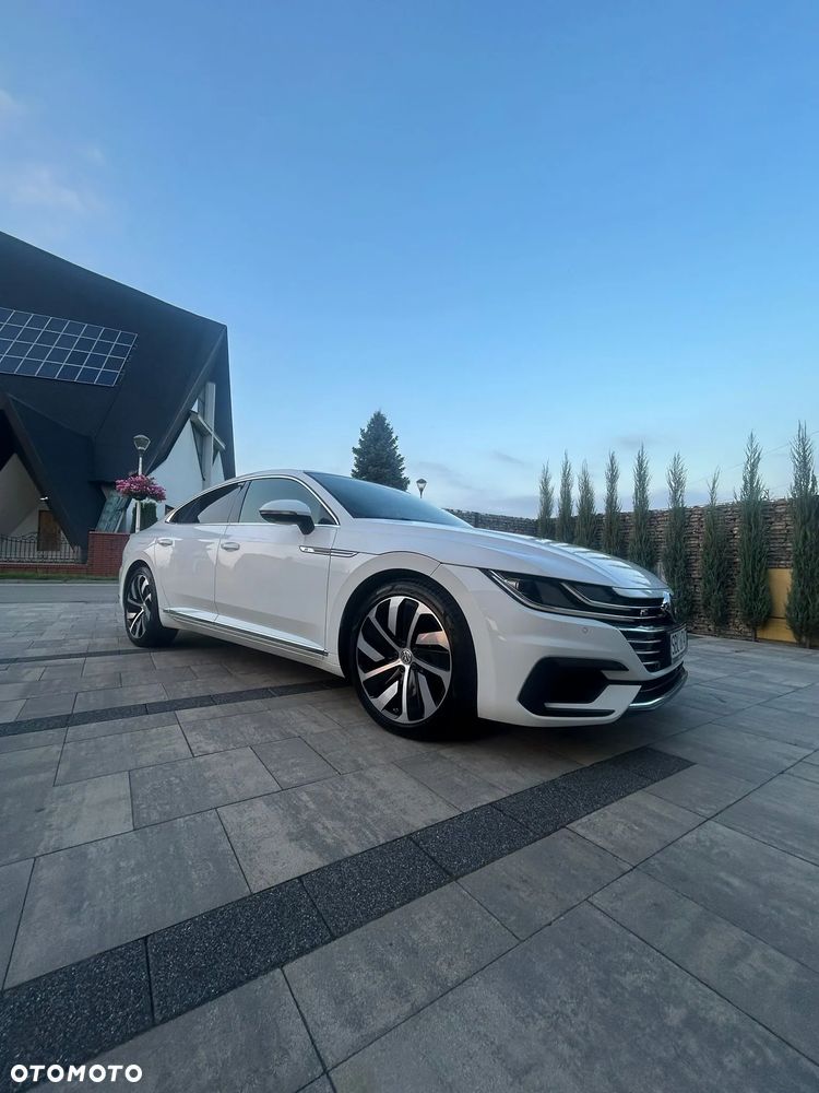 Volkswagen Arteon 2.0 TSI DSG R-Line - 2