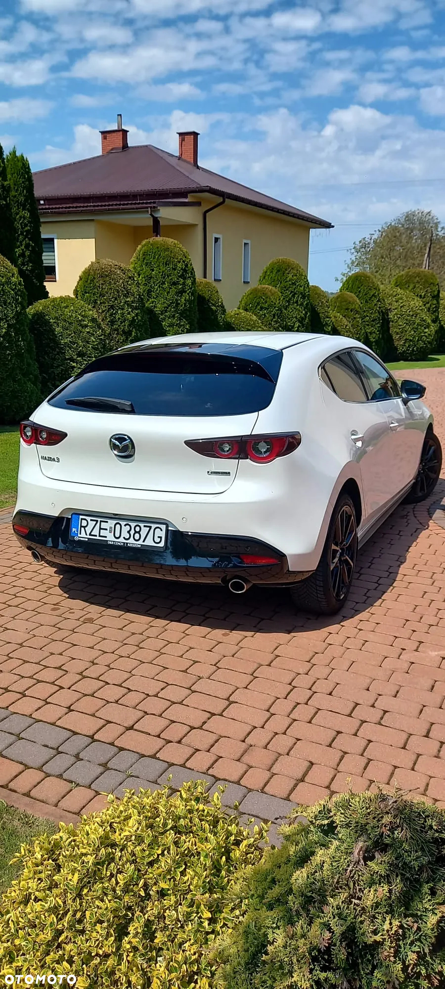 Mazda 3 e-SKYACTIV-G 150 M HYBRID DRIVE EXCLUSIVE-LINE - 3