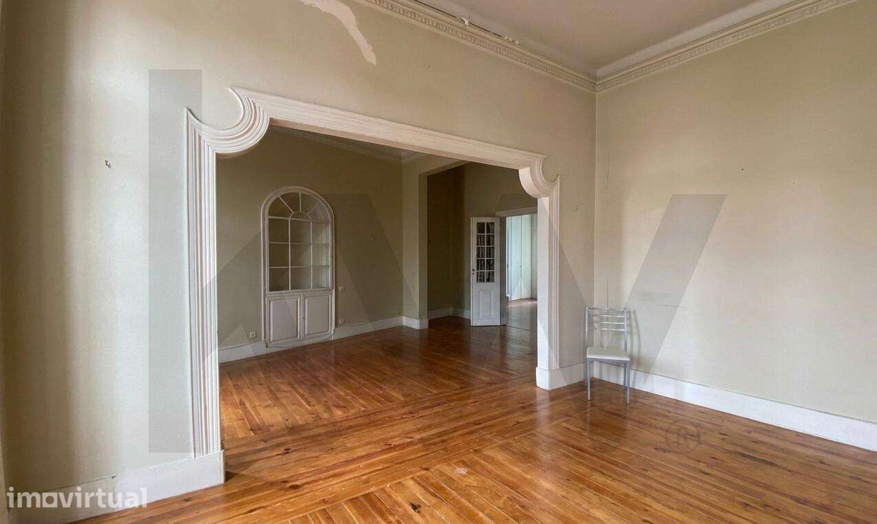 Arrendamento Apartamento T5+, em Lisboa, Estrela - Campo de Ourique - Grande imagem: 3/44