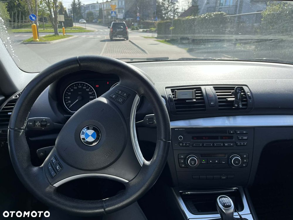 BMW Seria 1 118d DPF - 6