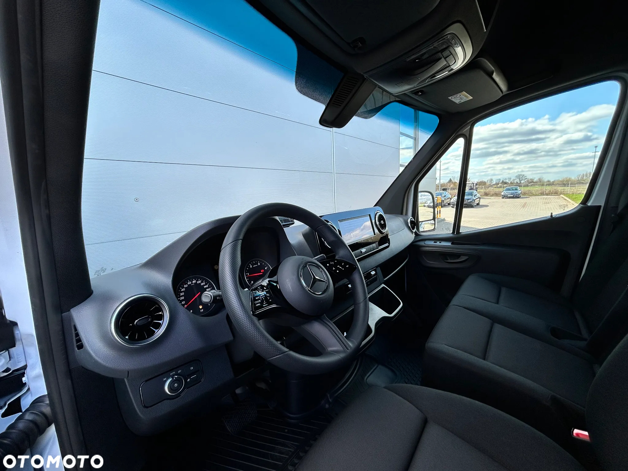 Mercedes-Benz Sprinter 317 Furgon Ekstradługi (L4H2) - 12