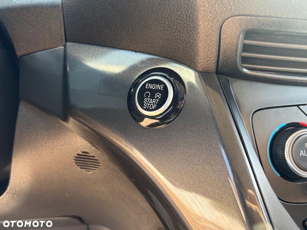 Ford C-MAX 1.5 EcoBoost Start-Stop-System Titanium - 32
