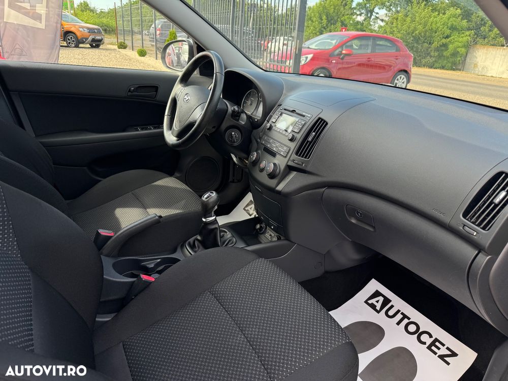 Hyundai i30 1.4 Classic - 11