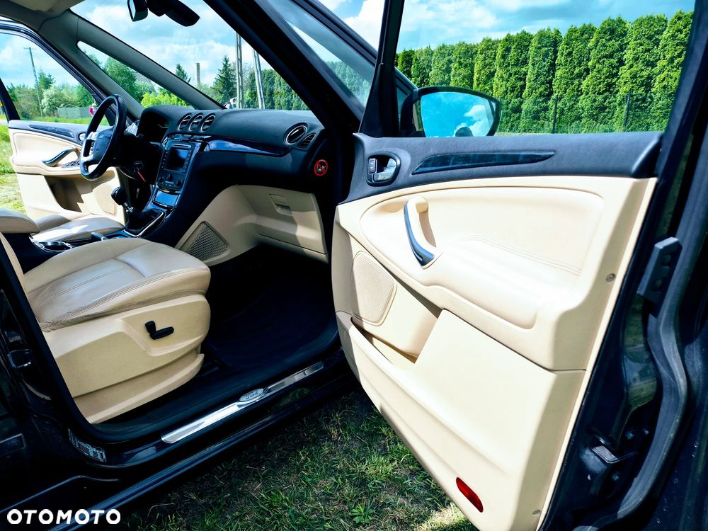 Ford Galaxy 2.0 TDCi Platinium X (Titanium) - 16