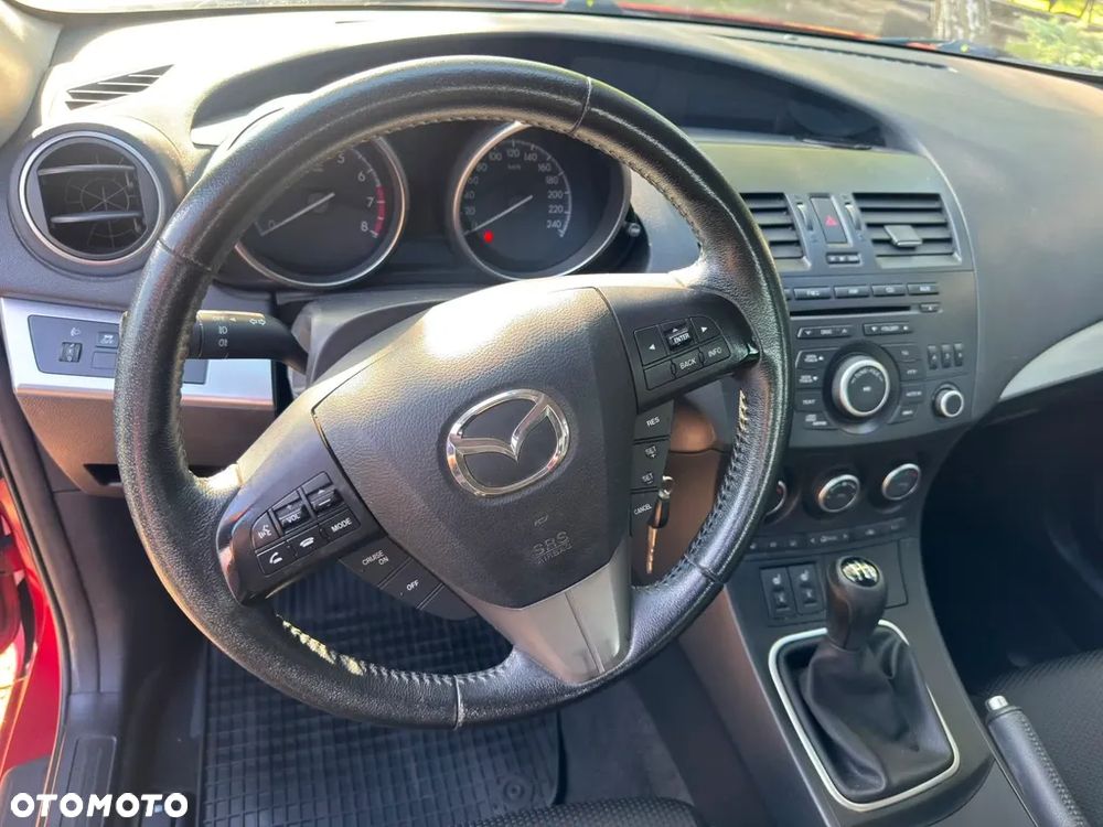 Mazda 3 - 9