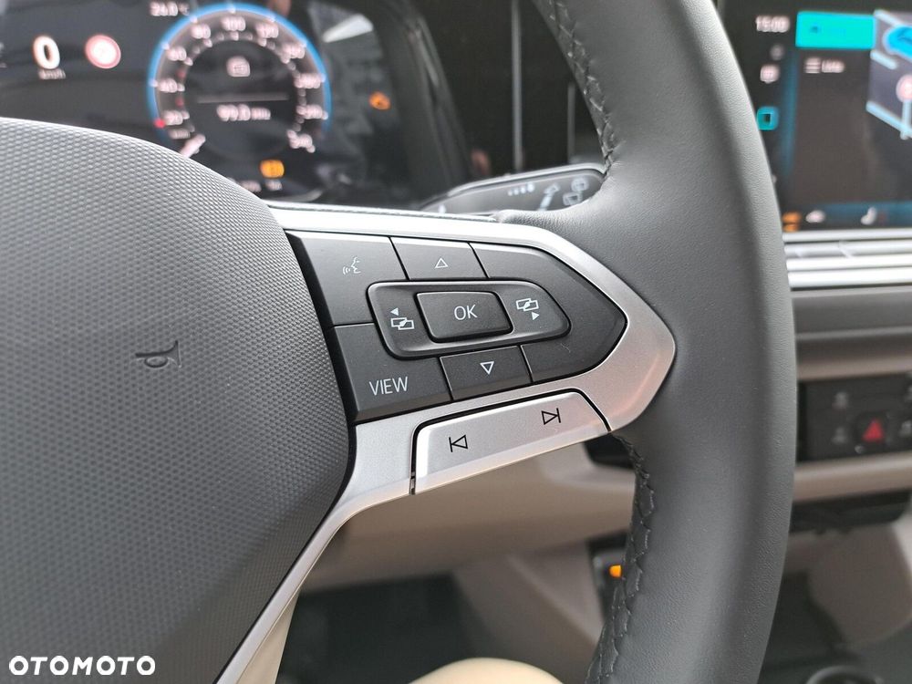 Volkswagen Multivan - 33