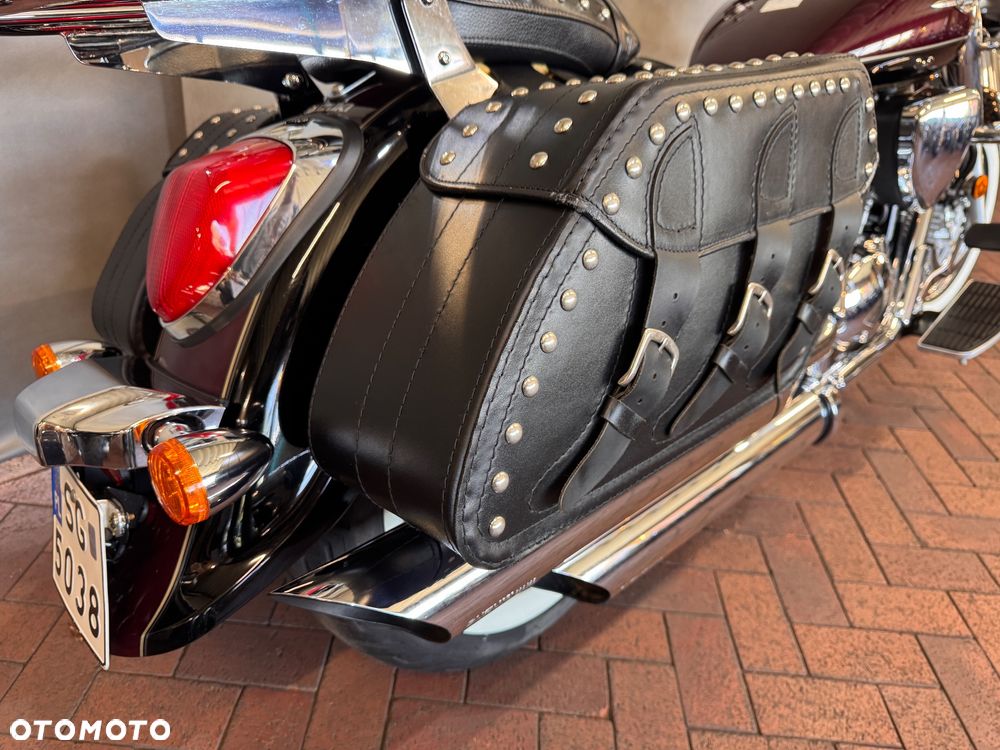 Suzuki VL 800 Volusia - Boulevard C50 - 26