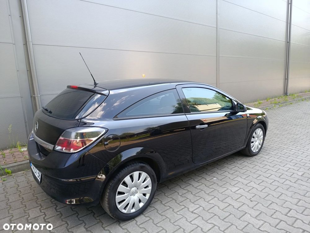 Opel Astra 1.4 GL - 11