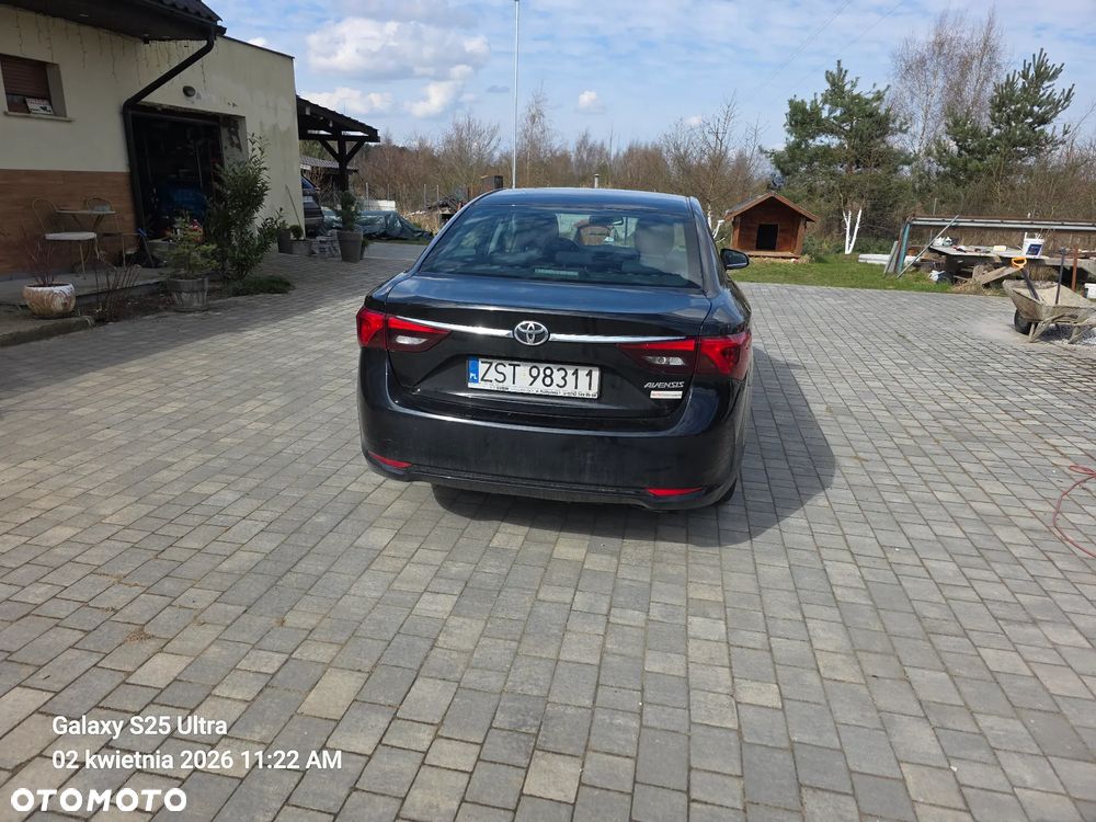 Toyota Avensis 1.8 Active - 3
