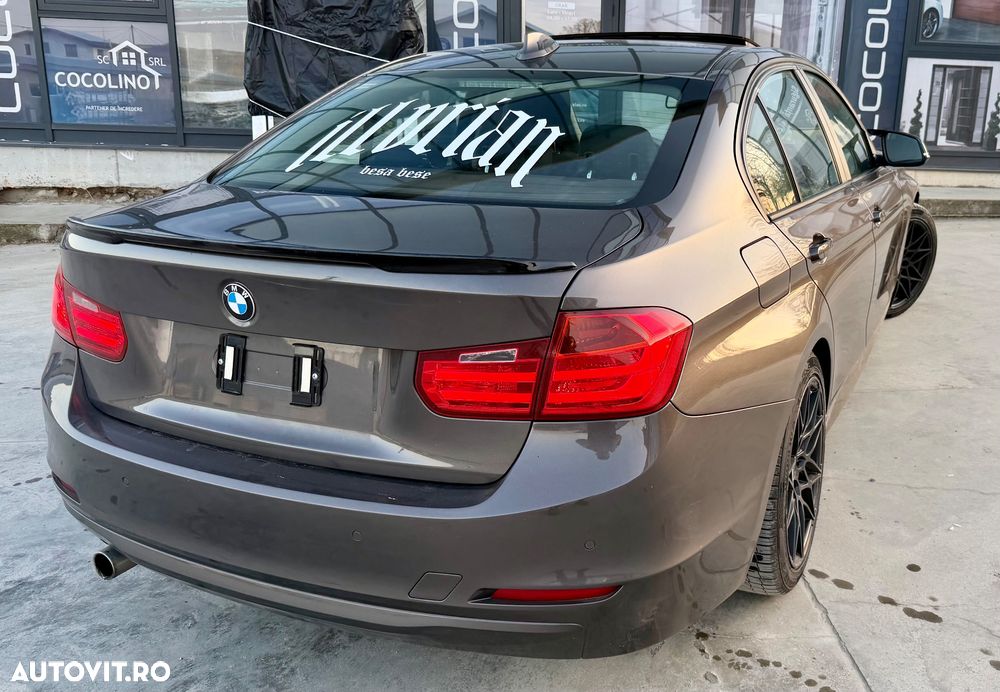 BMW Seria 3 320d DPF M Sport Edition - 30