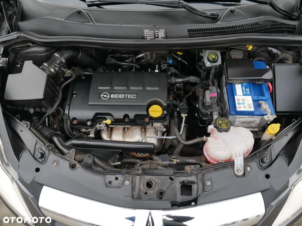 Opel Corsa 1.4 16V Edition - 37