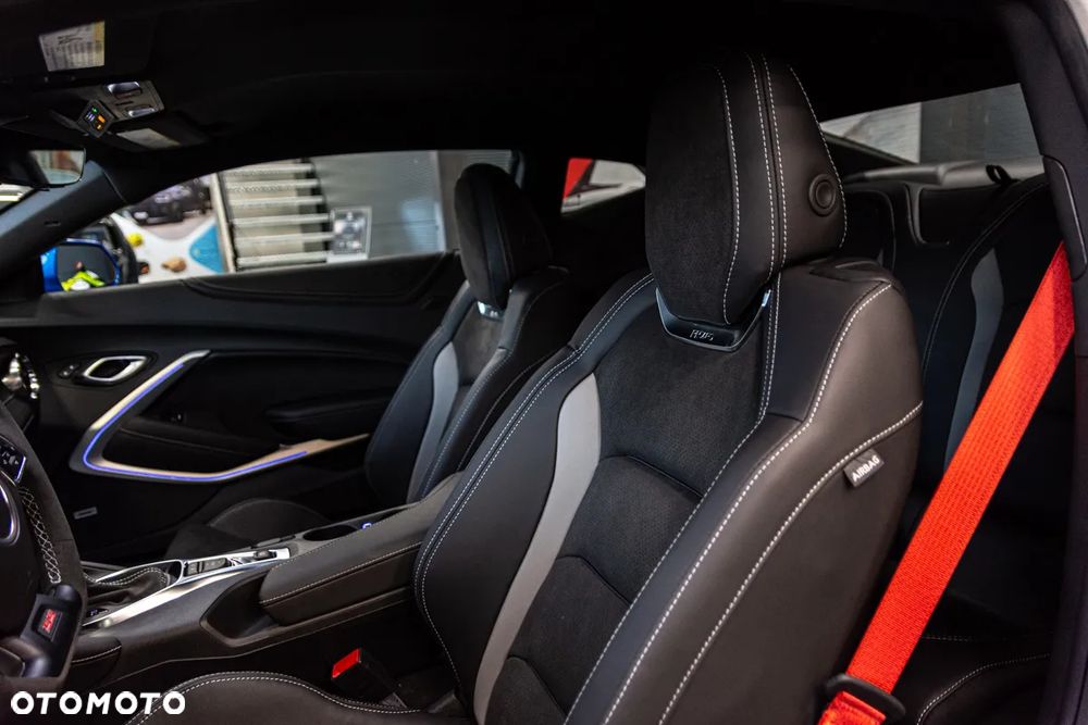 Chevrolet Camaro - 20