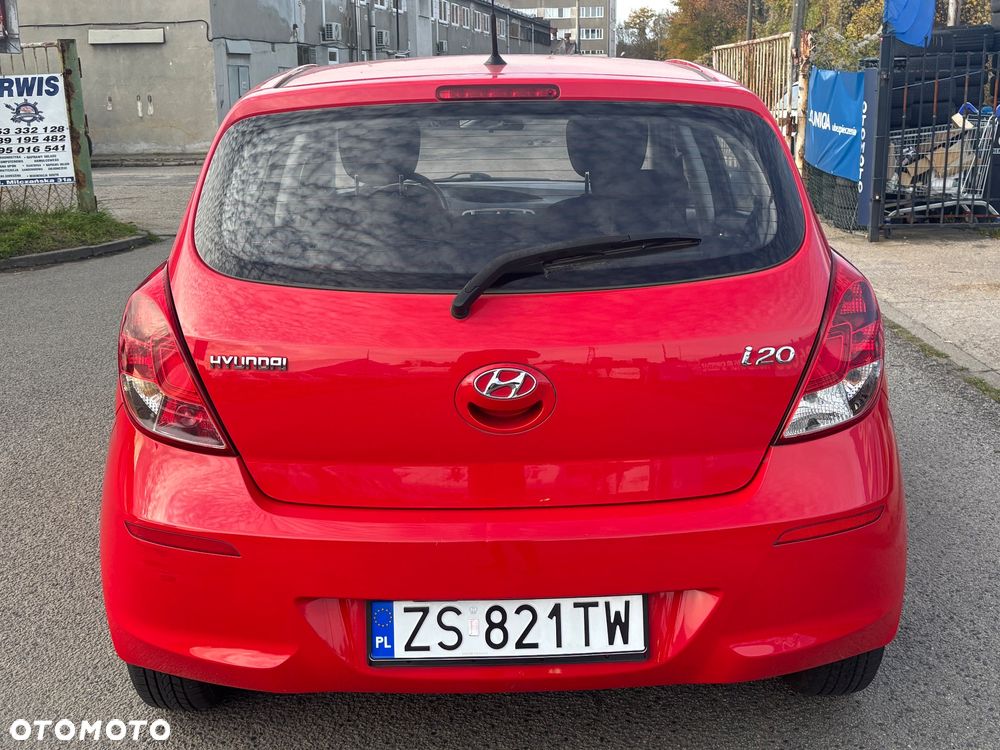 Hyundai i20 1.2 Fifa World Cup Edition - 10