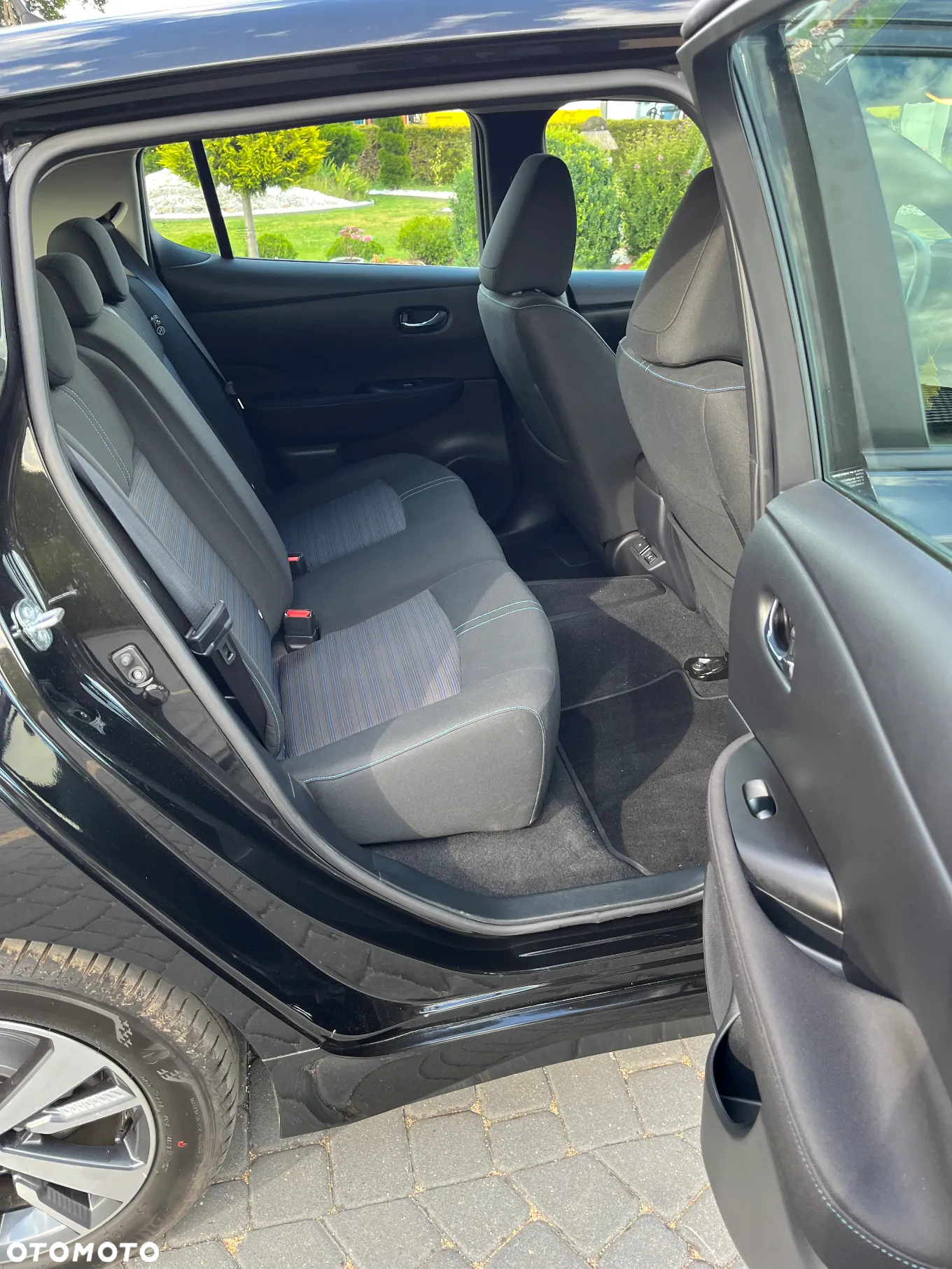 Nissan Leaf - 17