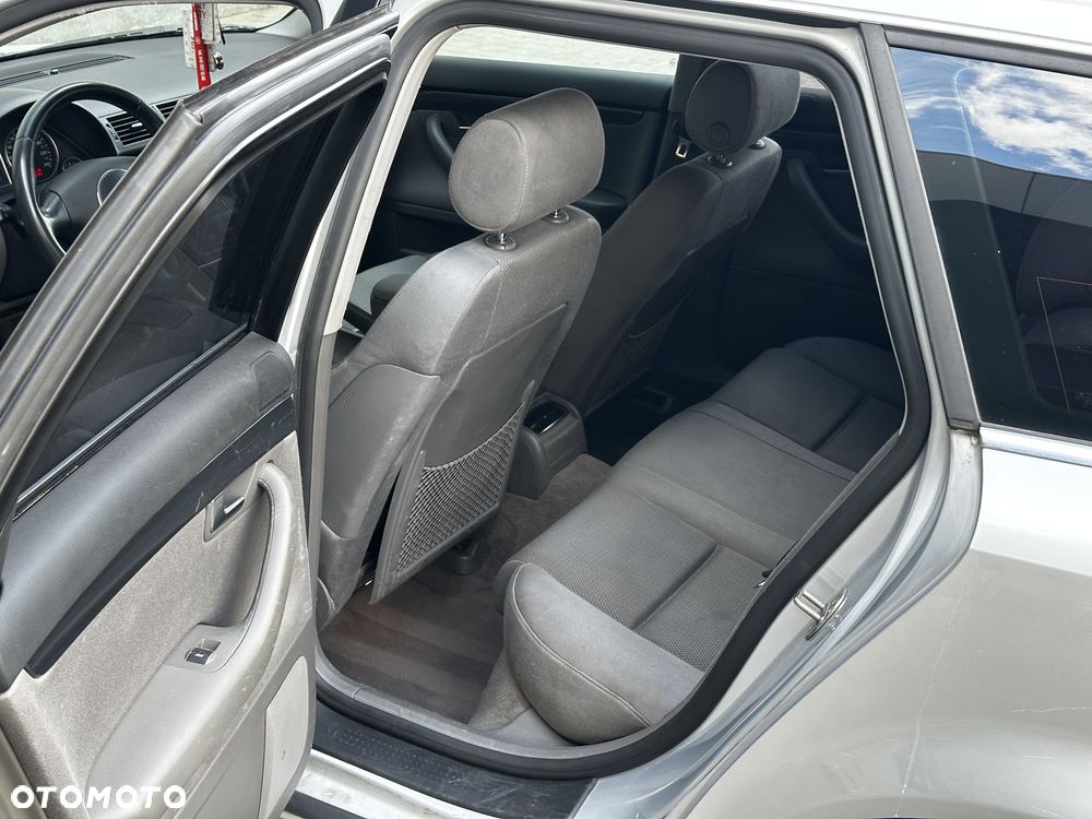 Audi A4 Avant 1.8T Quattro - 7