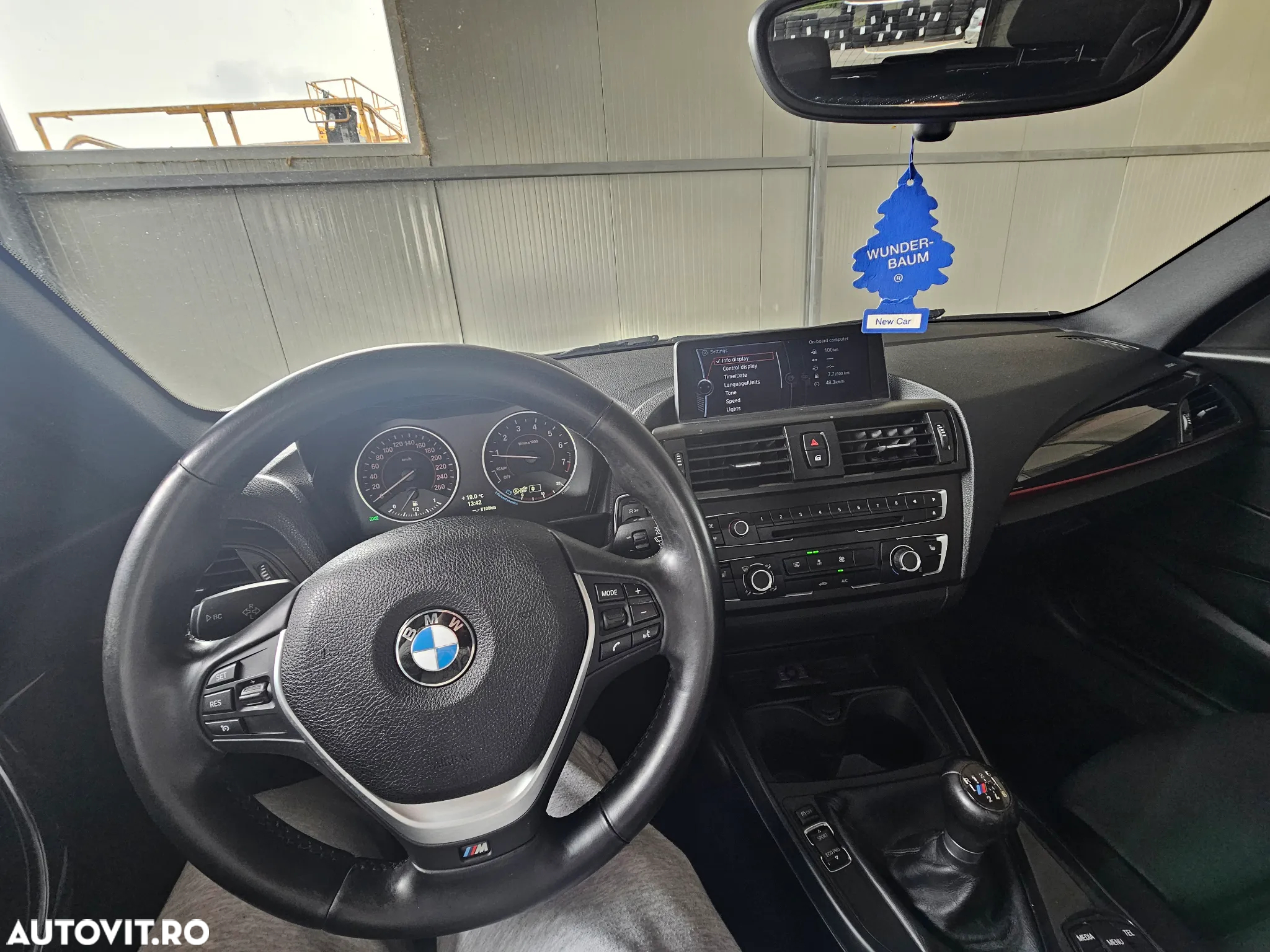 BMW Seria 1 114i Sport Line - 9