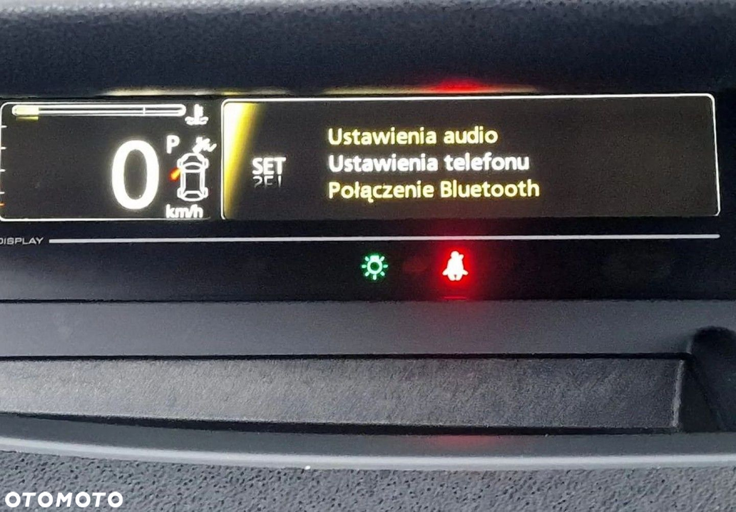 Renault Grand Scenic - 38