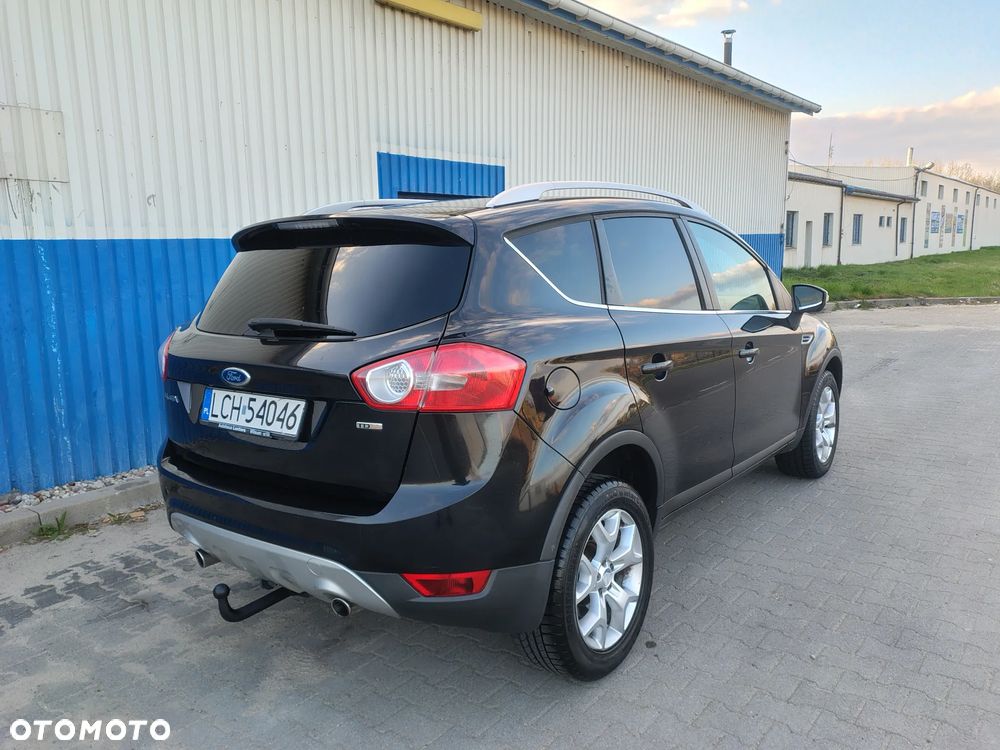Ford Kuga 2.0 TDCi 2x4 Titanium - 9