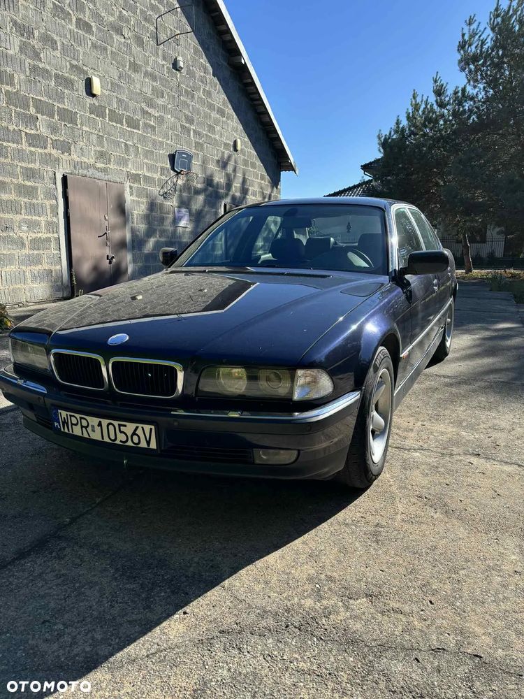 BMW Seria 7 - 2