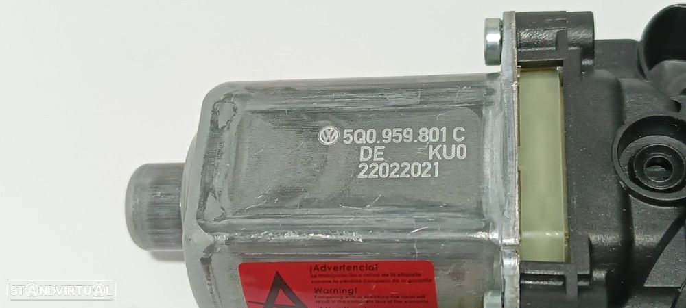 MOTOR ELEVADOR FRENTE ESQUERDO SEAT ATECA (KH7) FR - 4