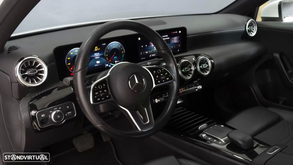 Mercedes-Benz A 250 Limousine - 16