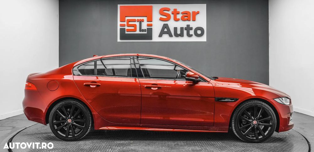 Jaguar XE 2.0 R-Sport - 11