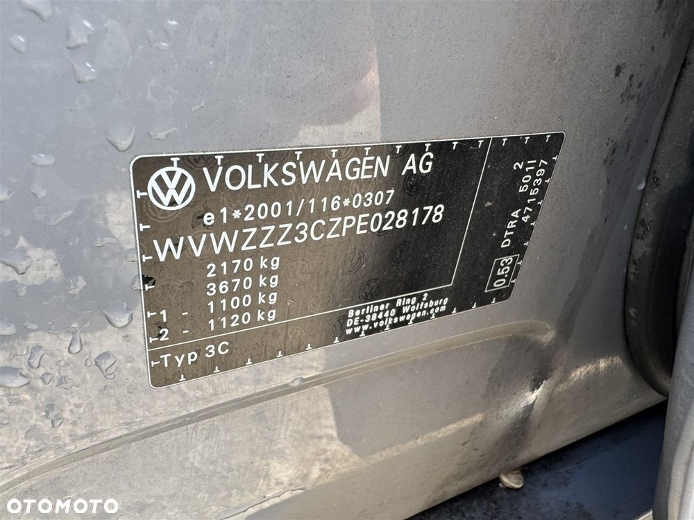 Volkswagen Passat - 34