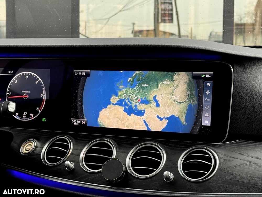 Mercedes-Benz E - 11
