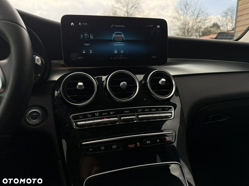 Mercedes-Benz GLC - 19