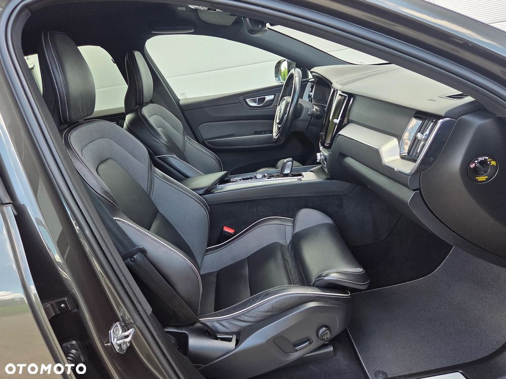 Volvo XC 60 B4 D AWD Geartronic RDesign - 8