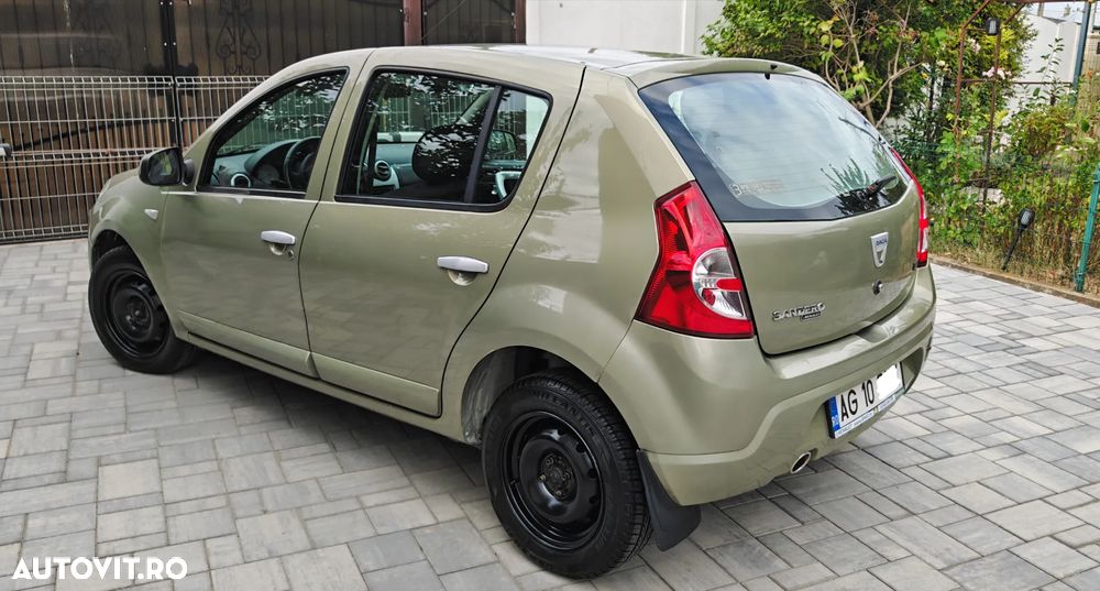 Dacia Sandero 1.6 MPI Laureate - 4