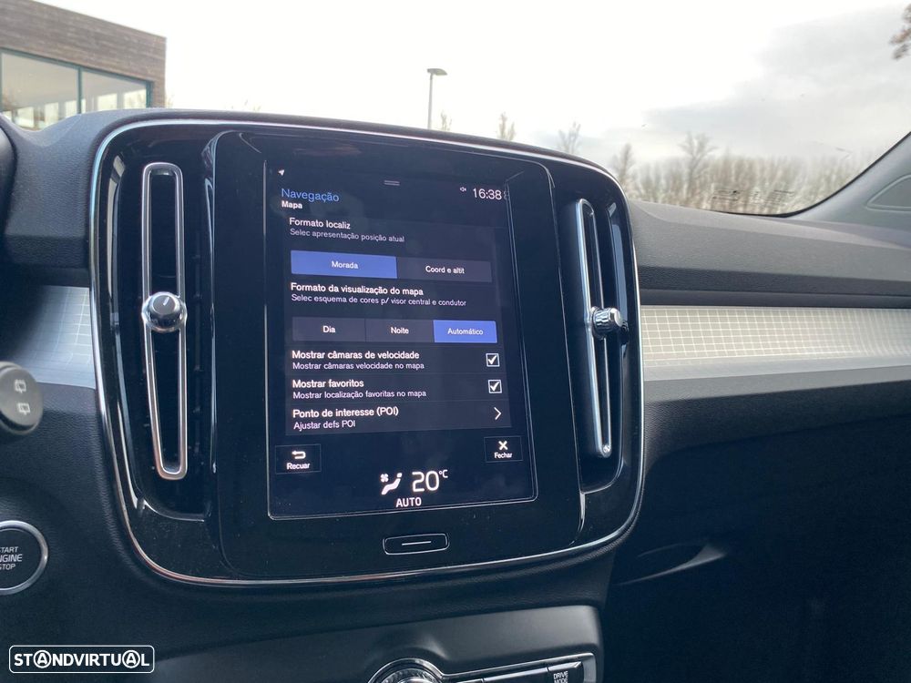 Volvo XC 40 1.5 T5 PHEV Momentum Plus - 31