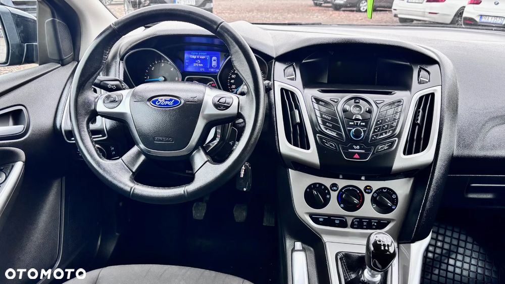 Ford Focus 1.6 TDCi DPF Trend - 8