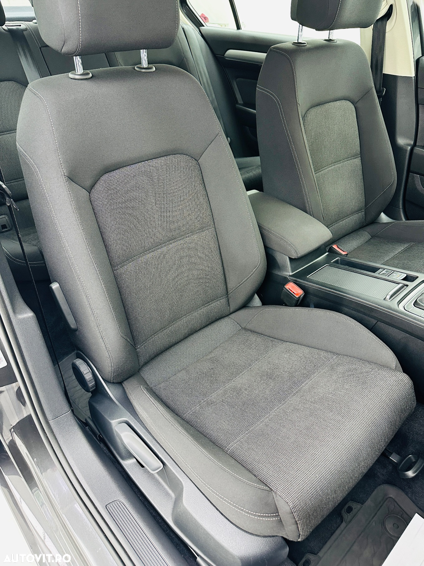 Volkswagen Passat Variant 1.6 TDI Comfortline - 18