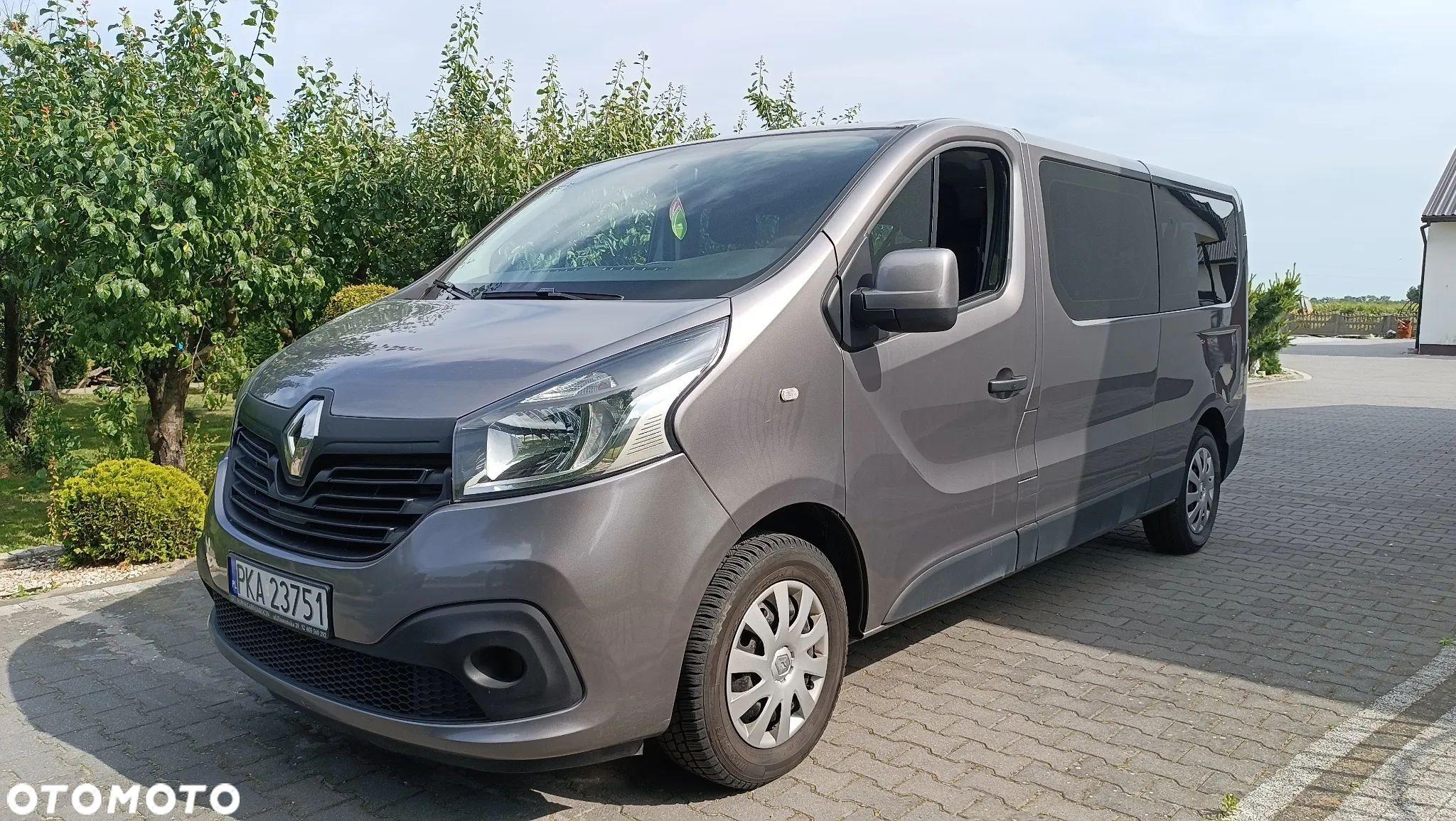 Renault Trafic - 1