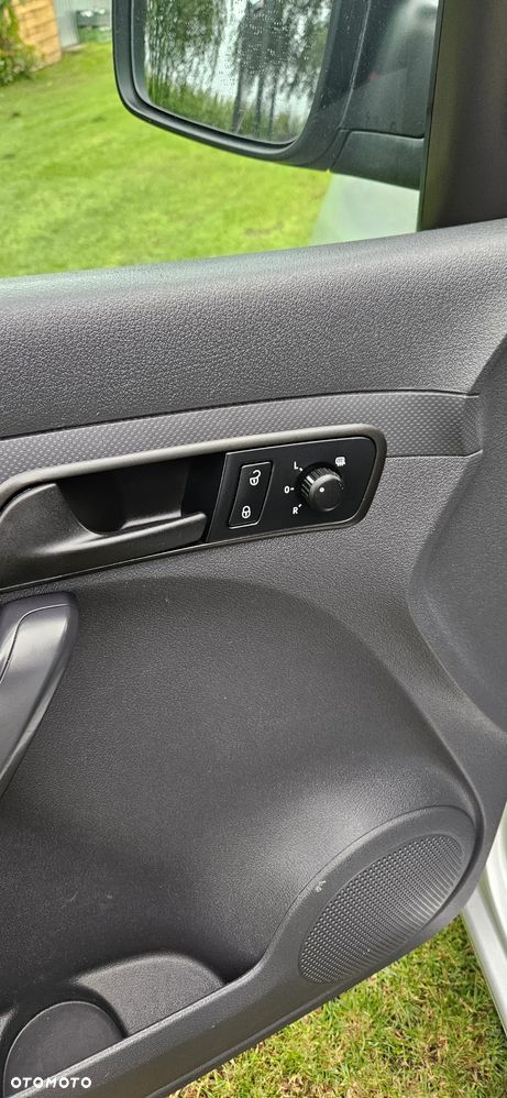 Volkswagen Caddy - 8