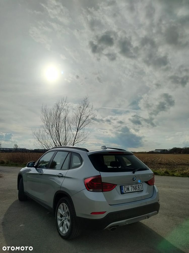 BMW X1 sDrive18i - 27
