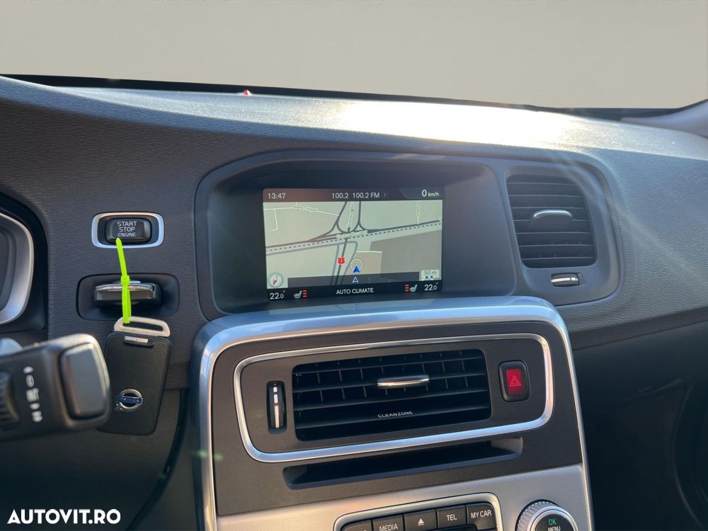 Volvo S60 D2 Momentum - 26