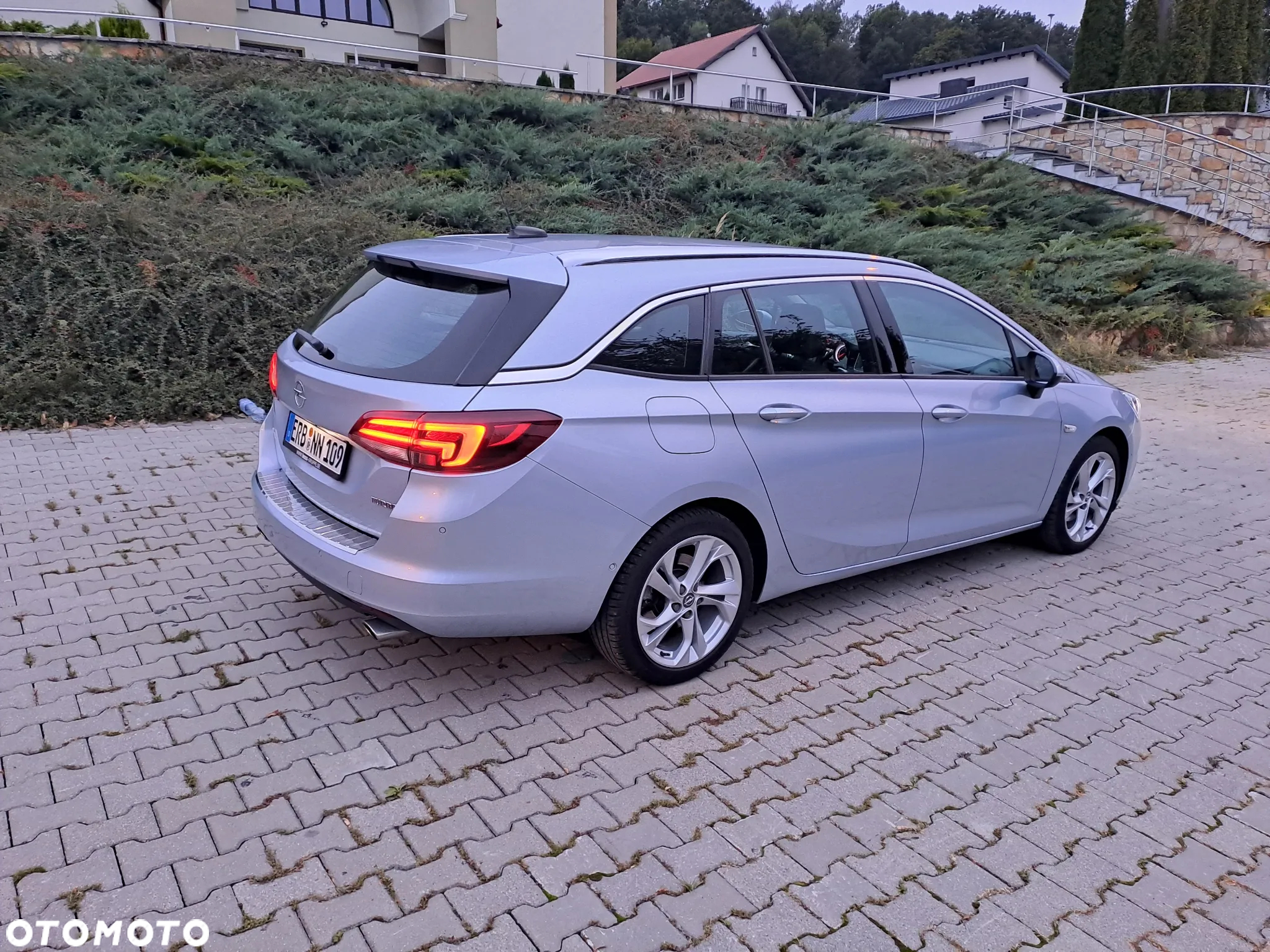 Opel Astra V 1.6 T GPF Dynamic S&S - 4