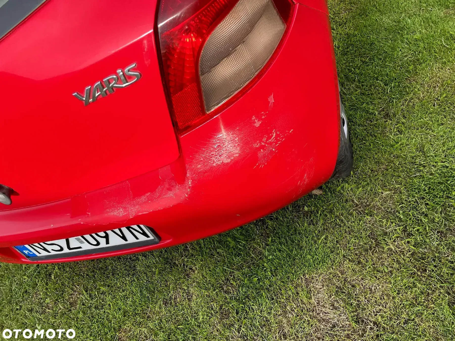 Toyota Yaris 1.0 Luna A/C - 12