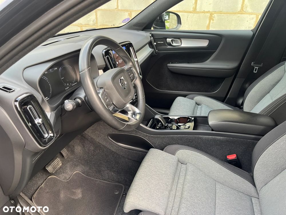 Volvo XC 40 T4 Recharge DKG Ultimate Bright - 17