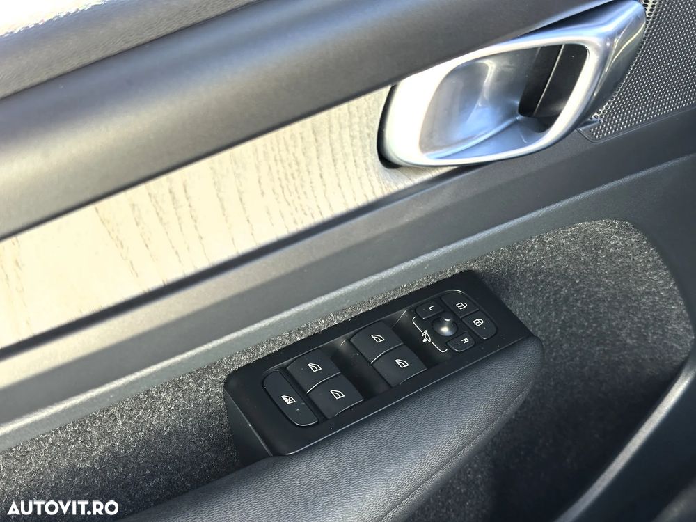 Volvo XC 40 T5 Recharge DKG Inscription - 25