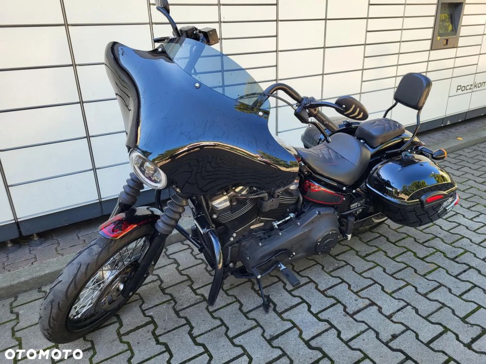 Harley-Davidson Softail Street Bob - 1