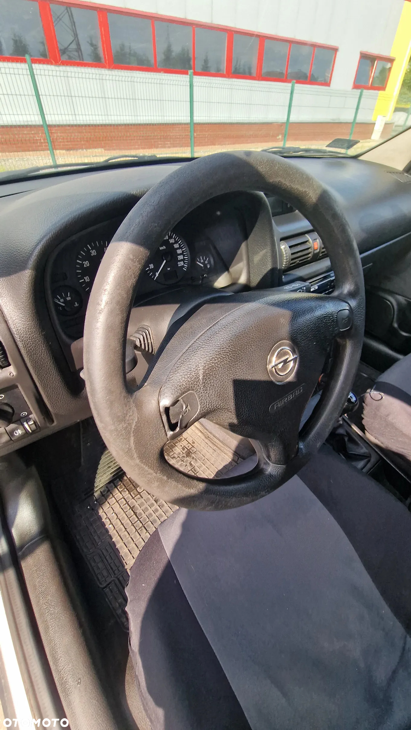 Opel Astra - 17