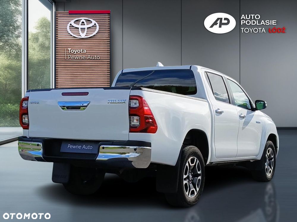 Toyota Hilux 2.8 D-4D Double Cab SR5 4x4 - 8